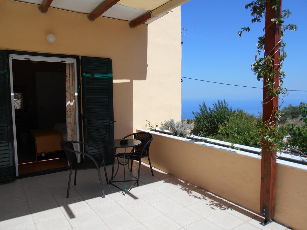 Drymon Zephyros Rooms And Apartments מראה חיצוני תמונה